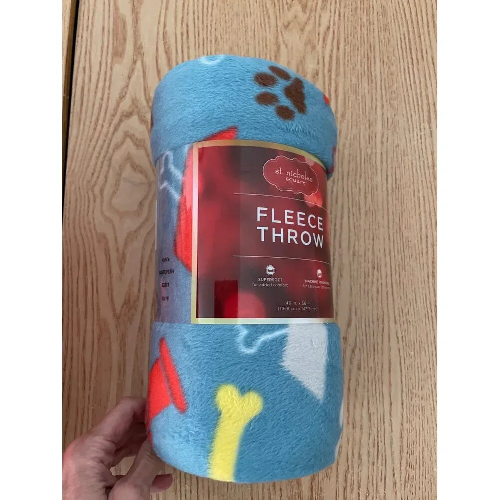 New Doggie Paws Bones Fleece Throw Blanket Super Soft size 46”x56”